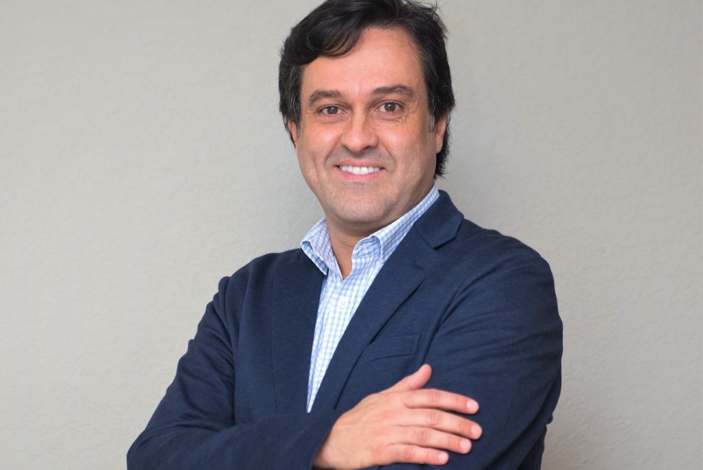 Maurício Almeida WatchTV Foto Luciano 4 e1540849708267