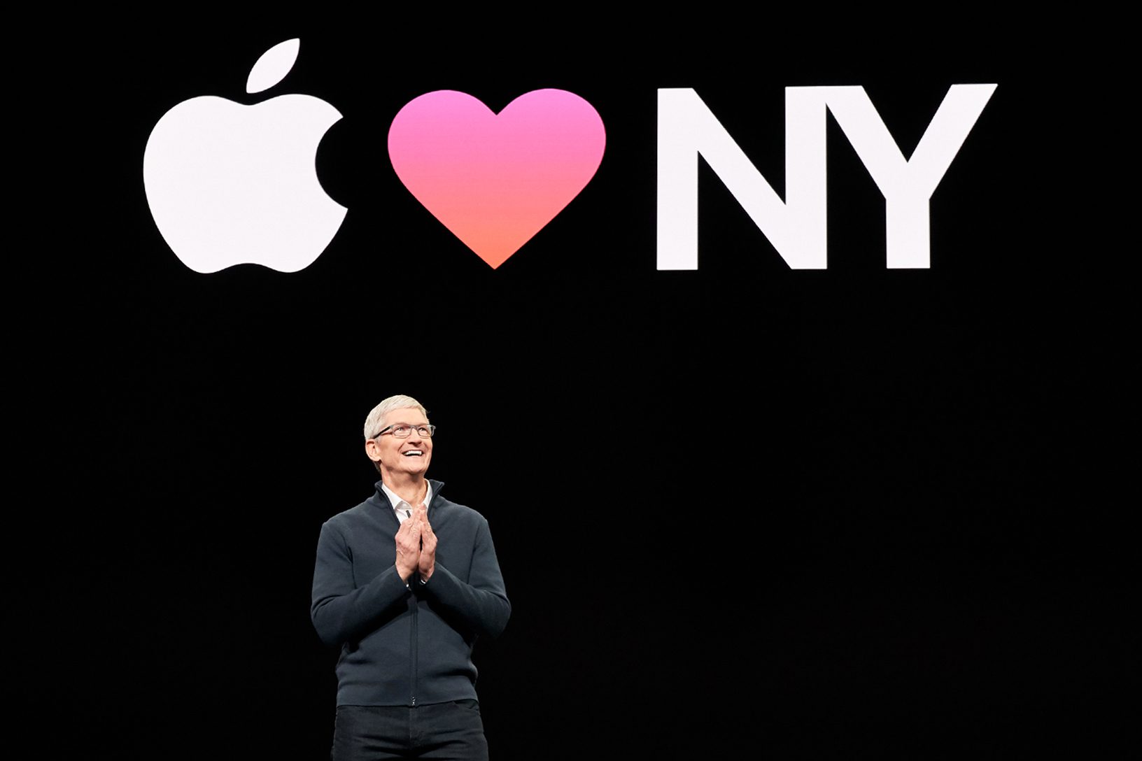 Apple; Tim Cook