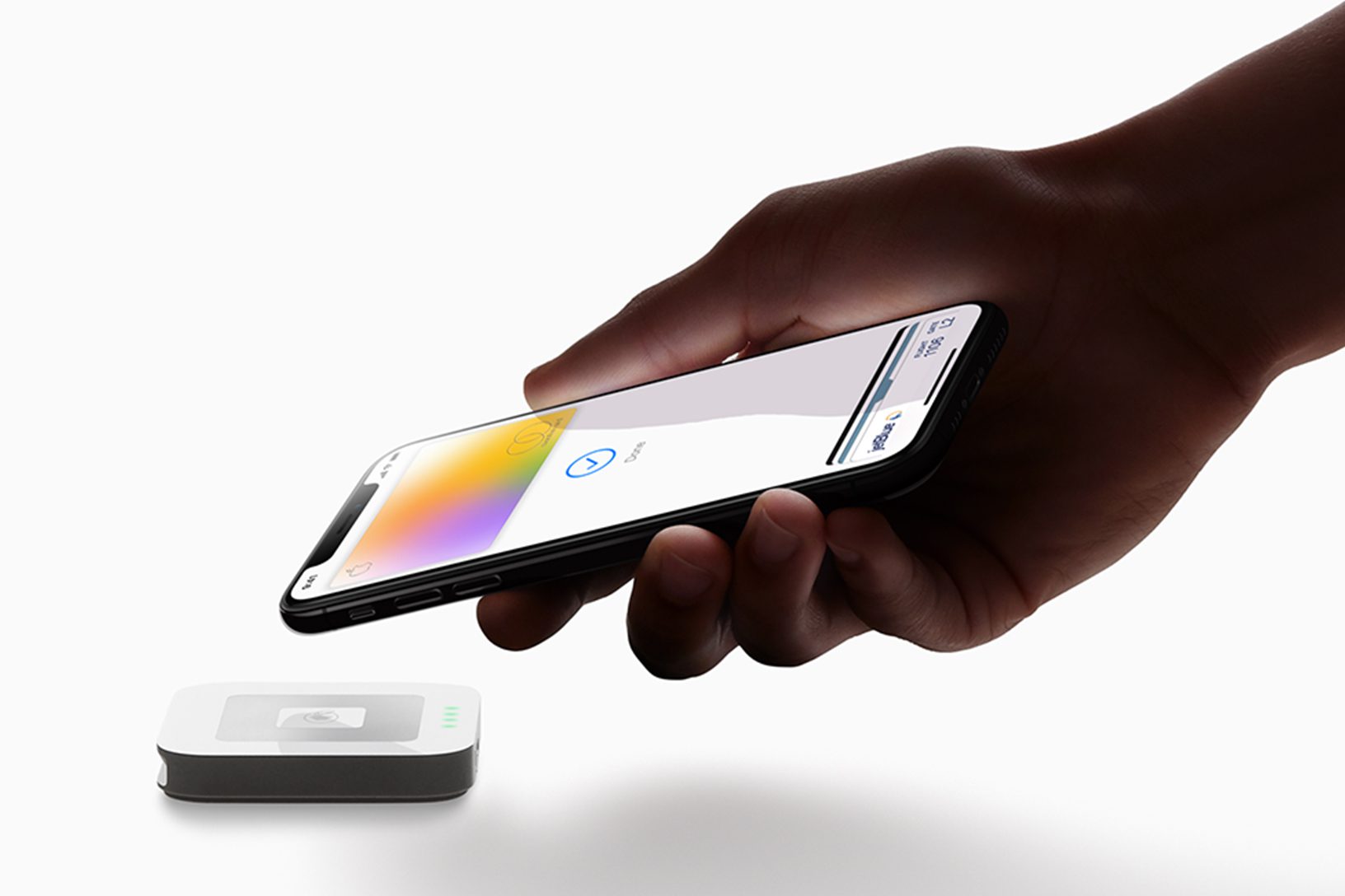 Apple Card hand iPhoneXS payment 032519