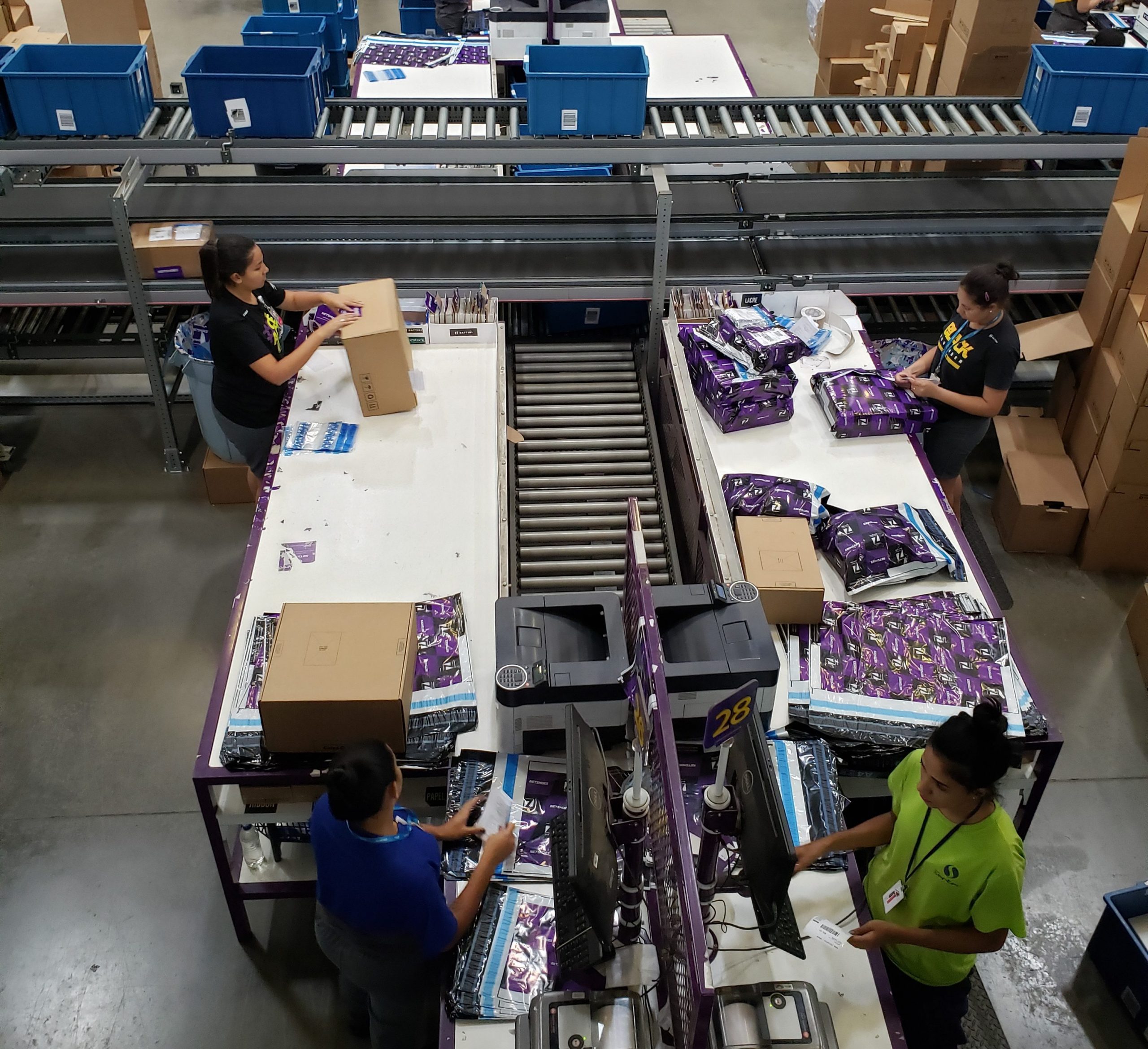 existe loja fisica da netshoes