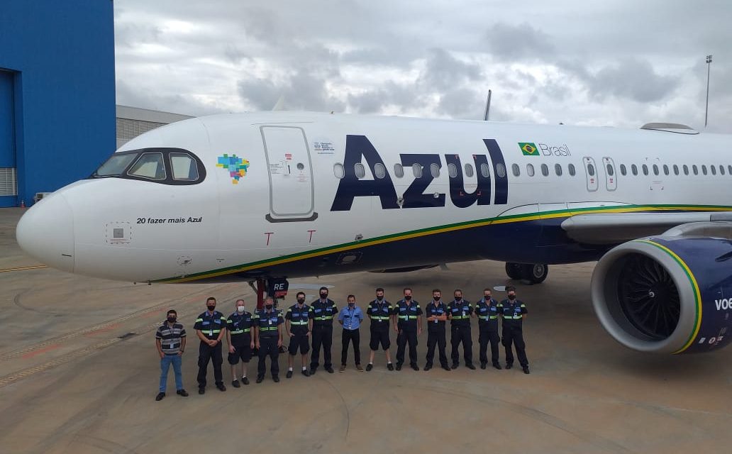 Azul finaliza 2024 com 55 aviões com Wi-Fi em voo da Viasat