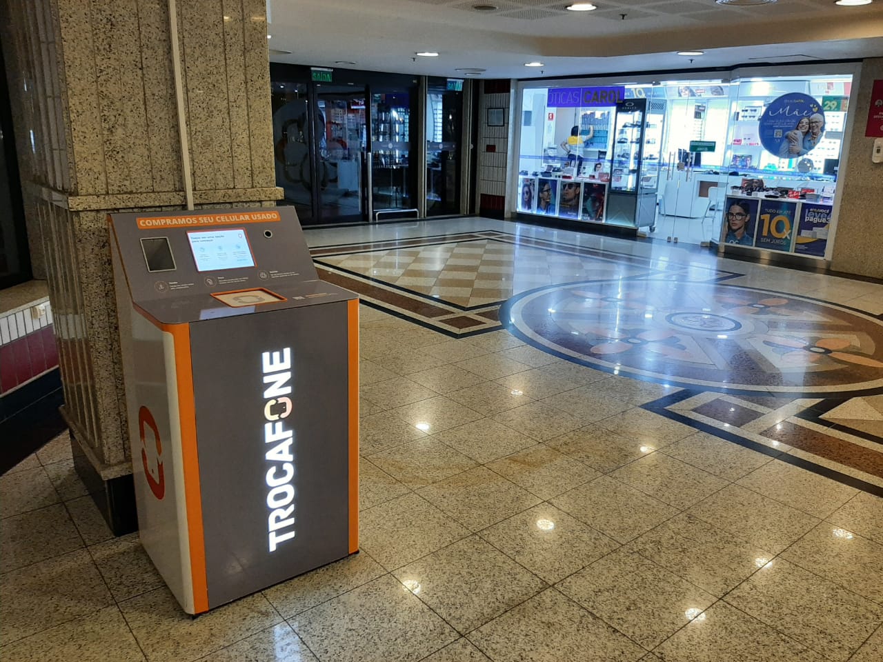 Trocafone; shopping machine