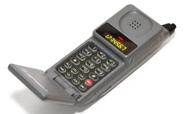 Motorola PT-550, o primeiro celular do Brasil