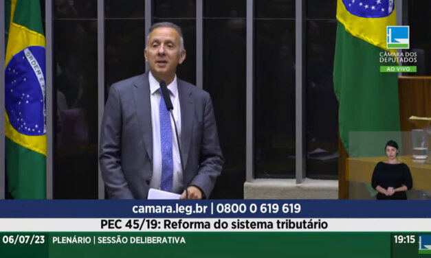 Reforma tributária é aprovada em primeiro turno na Câmara; telecom fica fora de regime diferenciado