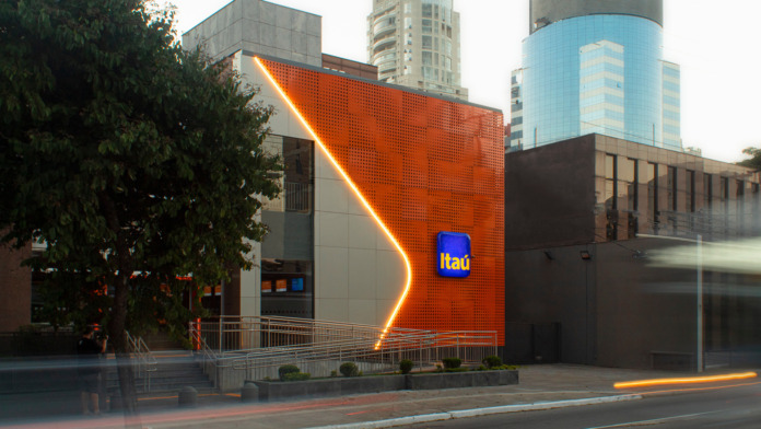 Itaú levará OpenRoaming com Wi-Fi 6 para 2 mil agências