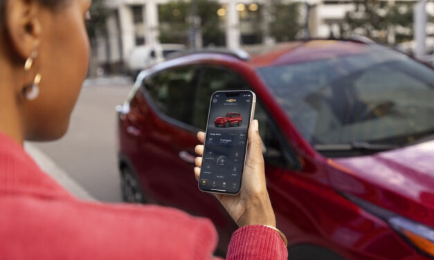 Chevrolet espera ultrapassar 500 mil carros com serviços conectados ativos no Brasil até dezembro