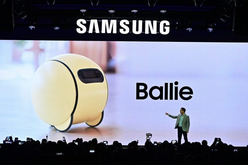 Samsung atualiza robô móvel com IA, Ballie, que tem projetor embutido