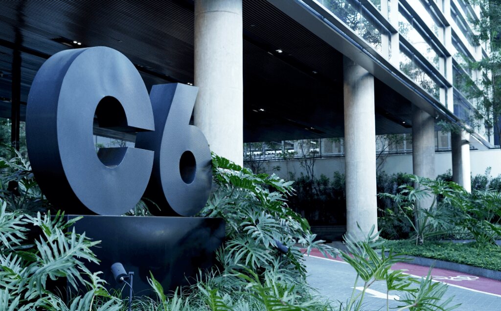 C6 Bank lança solução com WhatsApp Flows para lojistas de automóveis