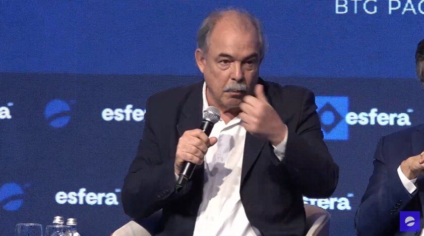 BNDES destinou recursos para reconstruir comunicação no RS, diz Mercadante