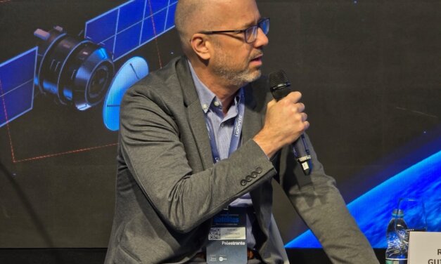 Hughes quer atrair teles para venda de D2D na banda S