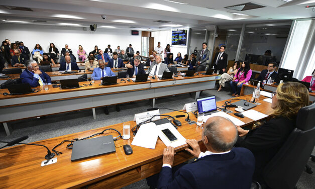 Da TV ao mobile, senadores defendem maior restrição no anúncio de bets