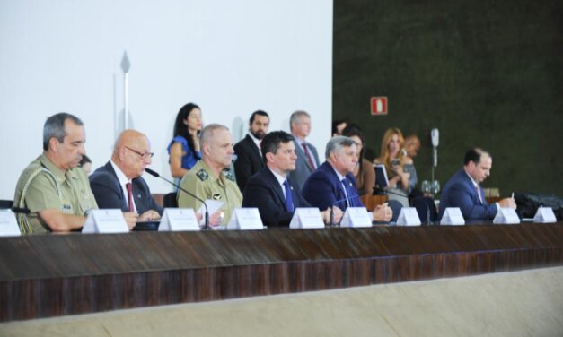 Parlamentares lançam Frente de Apoio à Cibersegurança