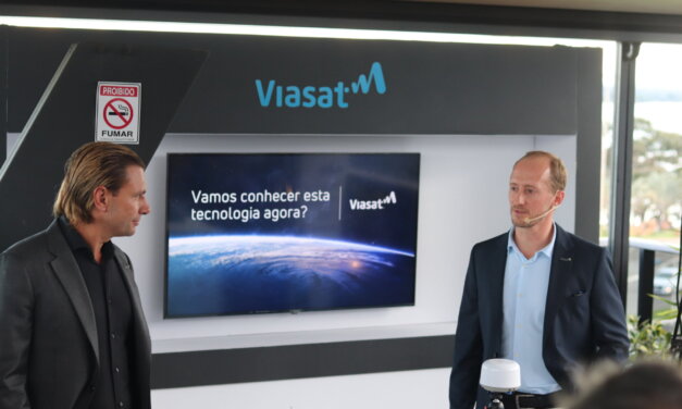 Viasat demonstra D2D sem operadoras, mas espera firmar parcerias este ano