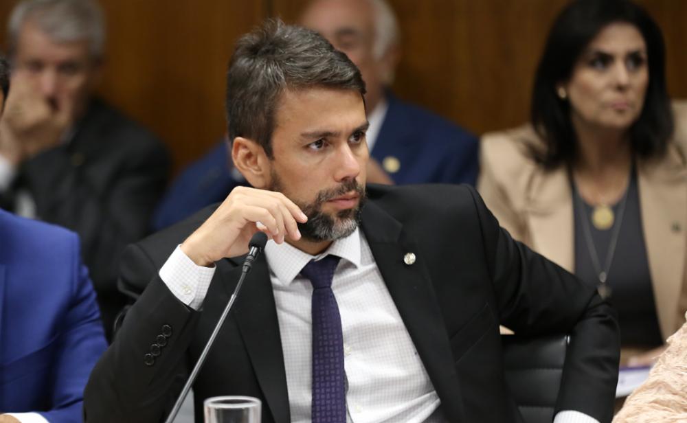 Nomeação no MCom depende de sucessão na liderança do União