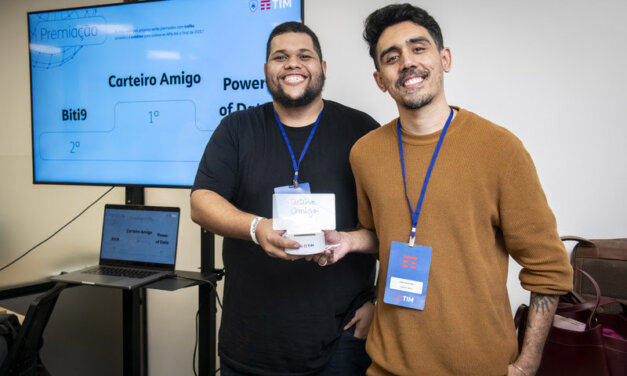 Carteiro Amigo: logitech de impacto social vence hackathon promovido por TIM para uso de suas APIs