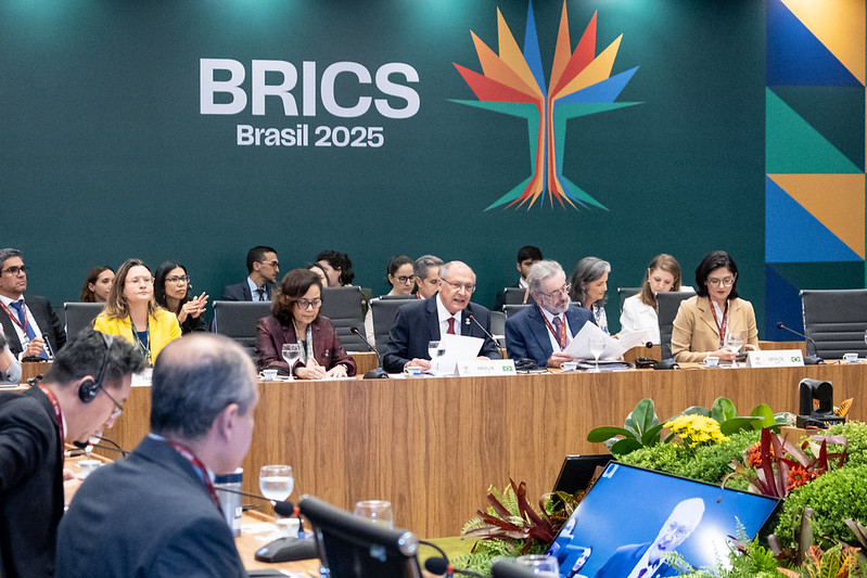 BRICS: Ministros reforçam soberania entre termos para economia de dados e IA