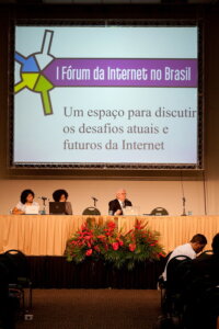 20 anos do Cetic.br, a história da conexão em dados 1 Os 20 anos do Cetic.br, a história da conexão em dados