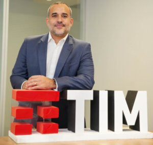 Vicente Ferreira tim divulgavao e1749492455733