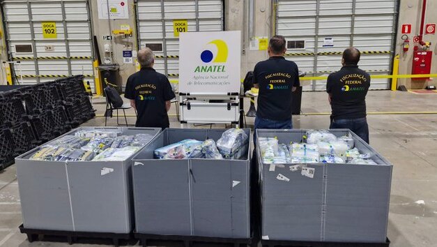 Operação em CDs de Amazon, Mercado Livre e Shopee apreende 3,3 mil produtos