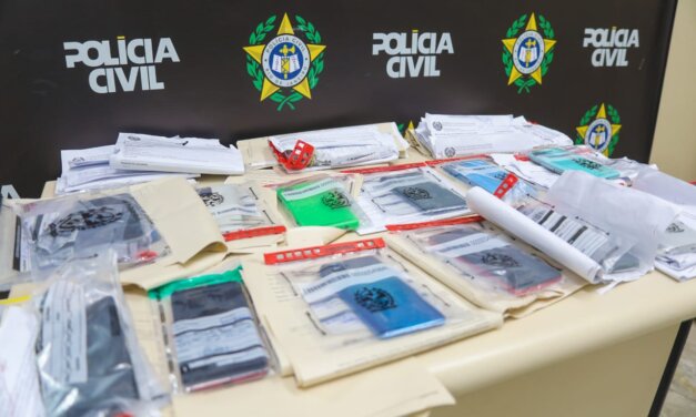 Polícia Civil do Rio devolve 1,4 mil celulares roubados pela Operação Rastreio