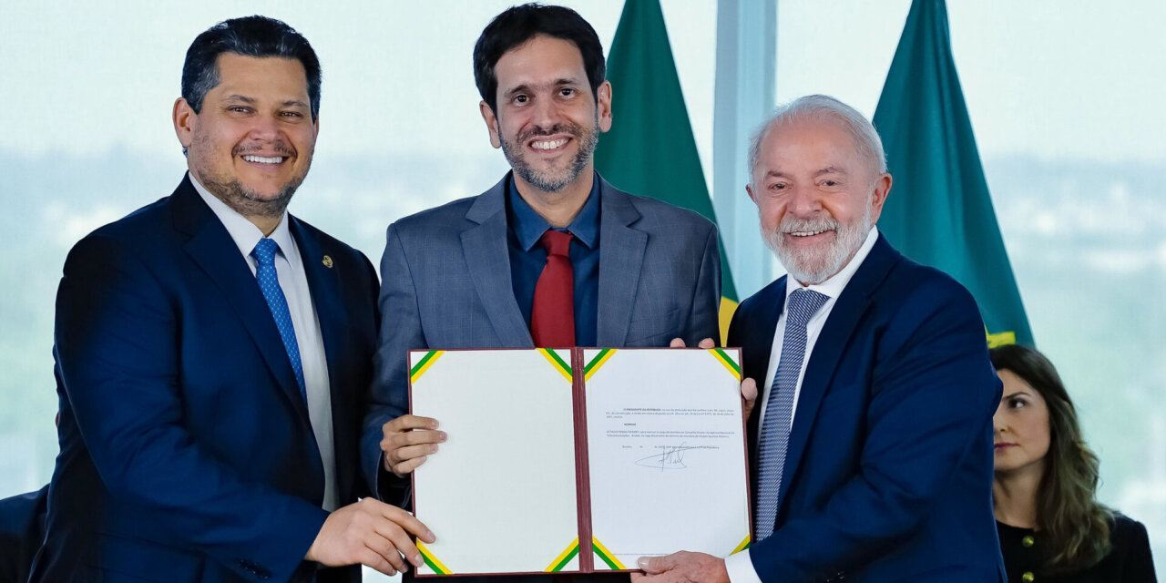 Lula nomeia os novos conselheiros da Anatel