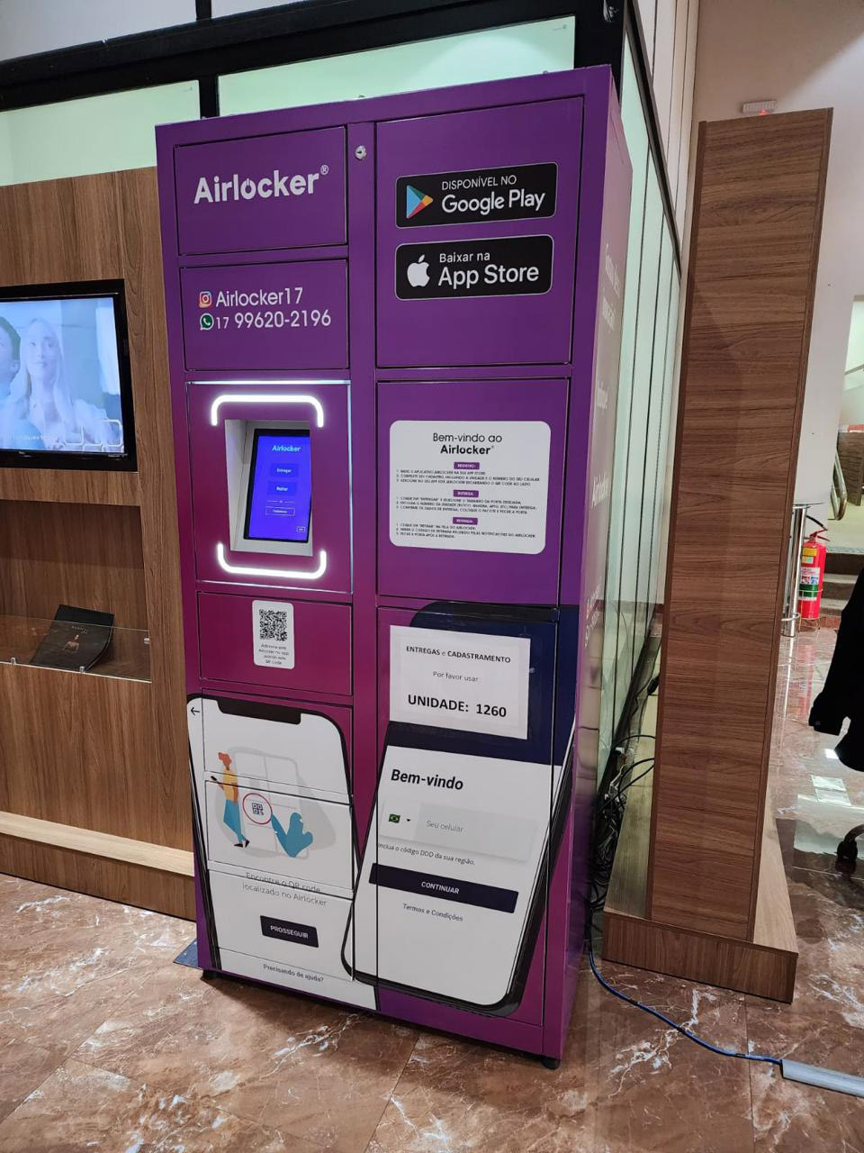 Airlocker