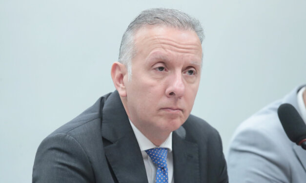 Relator do Marco Legal de IA promete texto “amigável” para setor mas protegendo direitos individuais