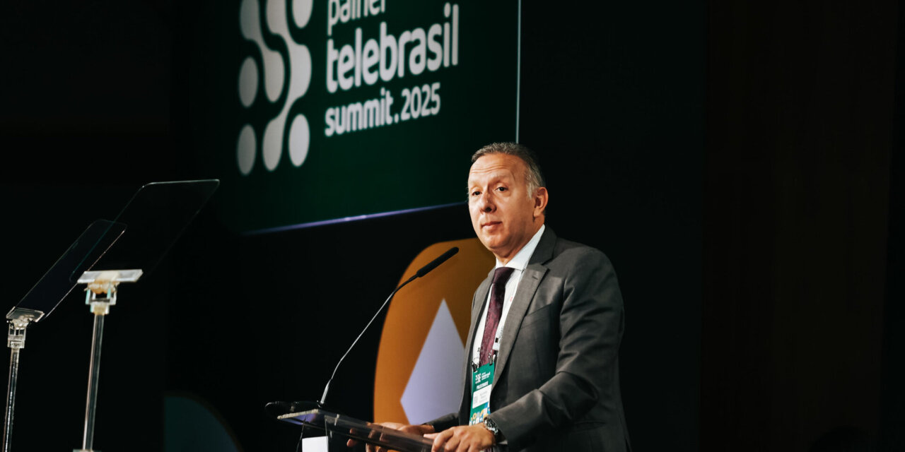 Relator do Marco de IA sinaliza incorporar data centers ao texto