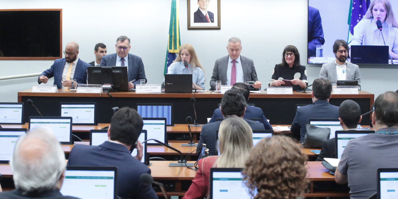 Especialistas destacam soberania em debate sobre Marco da IA