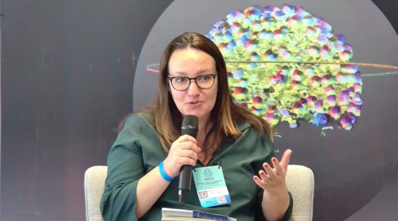 Estudantes do Ensino Médio usam IA indiscriminadamente, mas têm medo, aponta Nic.br