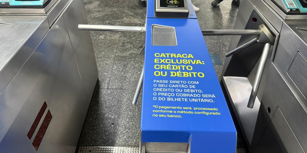Metrô de SP inicia projeto de pagamento por aproximação em catraca