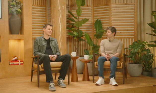 World App oferece selo de autenticação humana no Tinder, novidades financeiras e chat