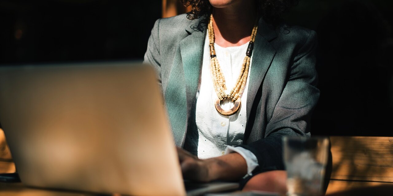 No Brasil, menos de 20% de especialistas em TI são mulheres