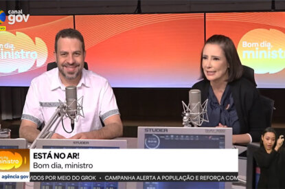 Página Inicial 8 Governo Federal; trabalho por app