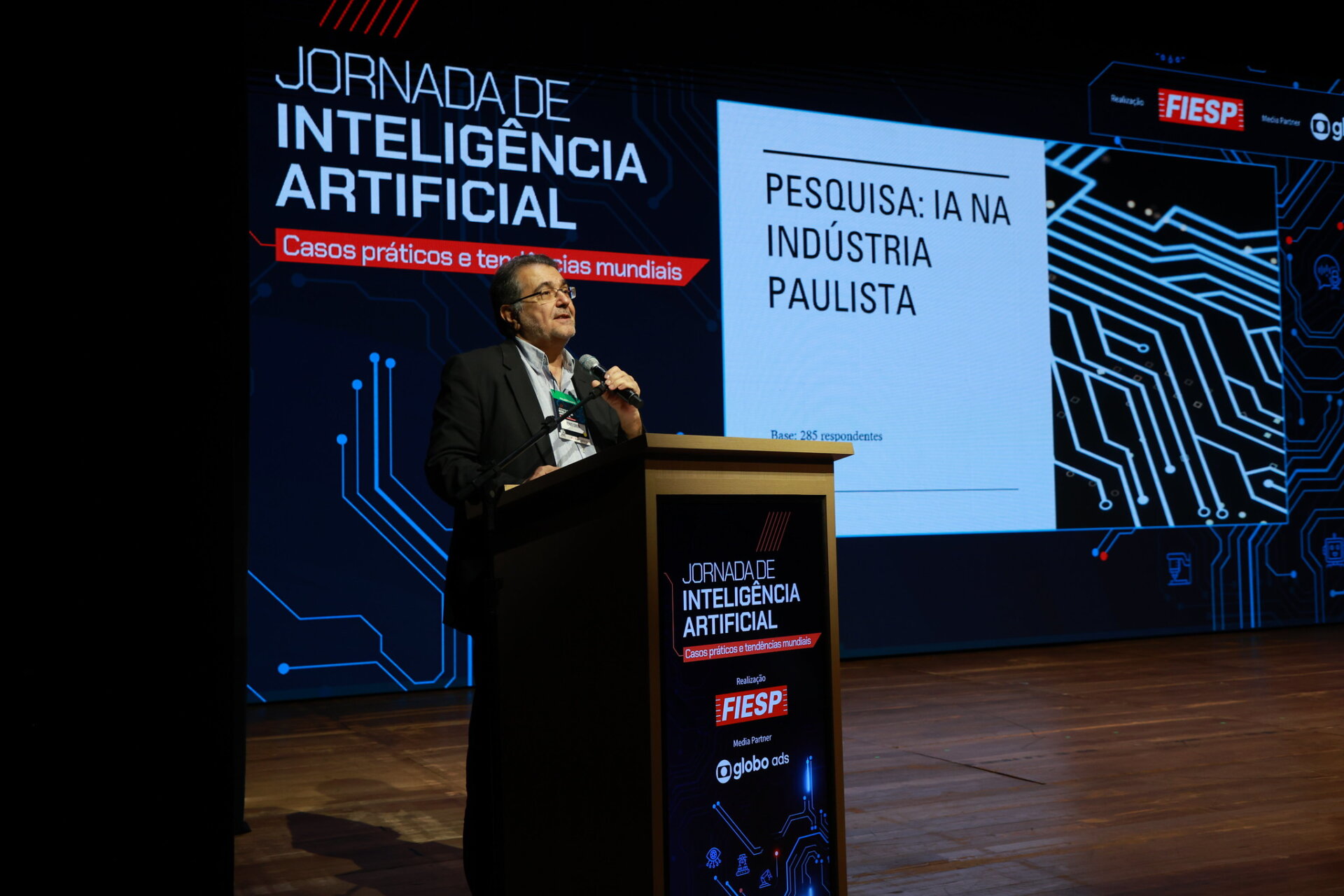 Mais da metade dos industriais de SP querem usar IA, revela Fiesp