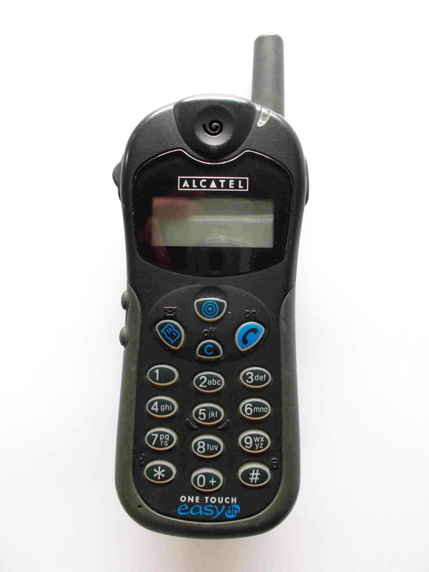 O celular que usava pilha e que não era brinquedo 1 Alcatel