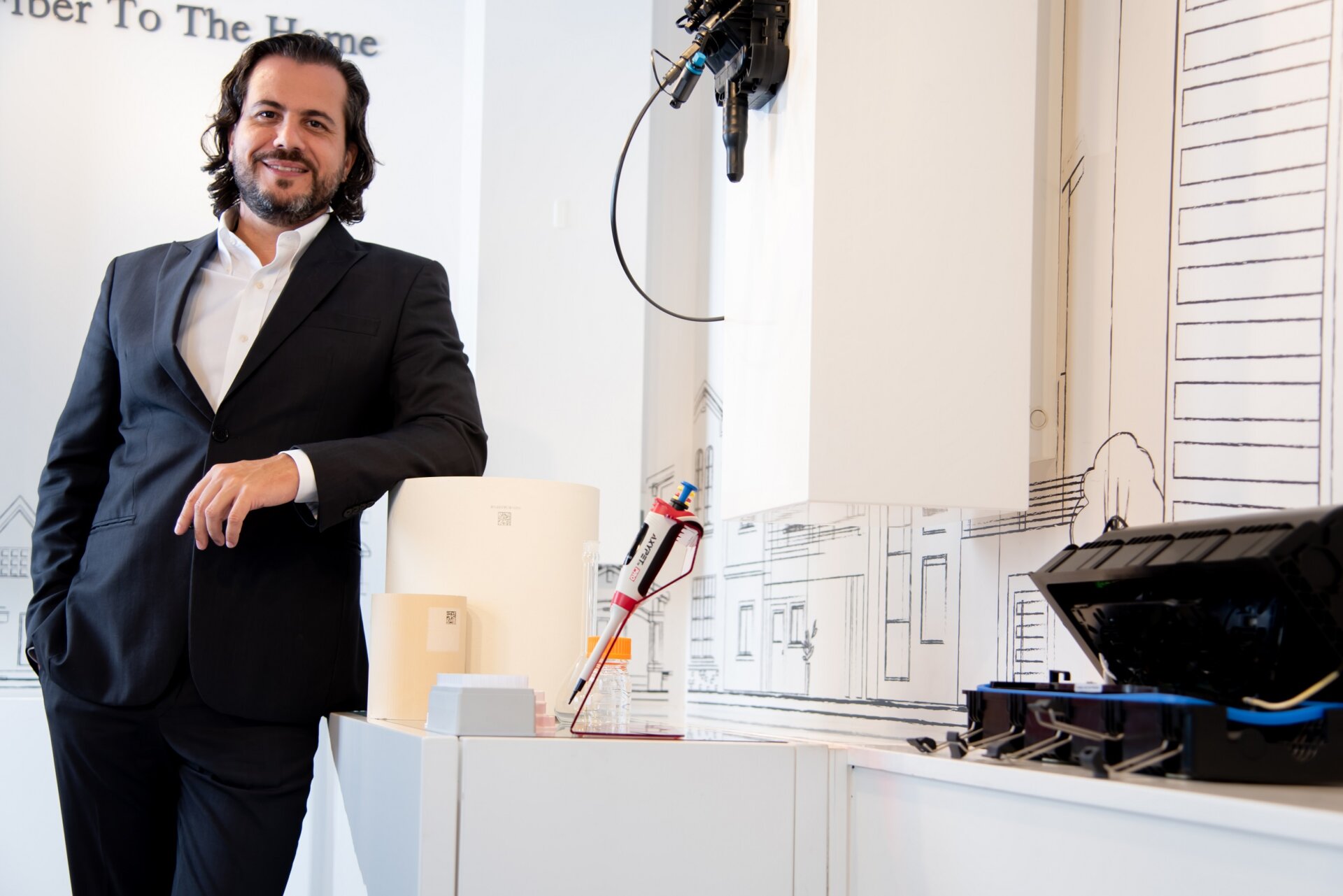 Após completar 175 anos, Corning avança do vidro e da fibra ótica para a infraestrutura de IA