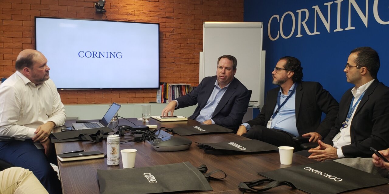 Corning: excedente de energia é vantagem para atrair data centers ao Brasil