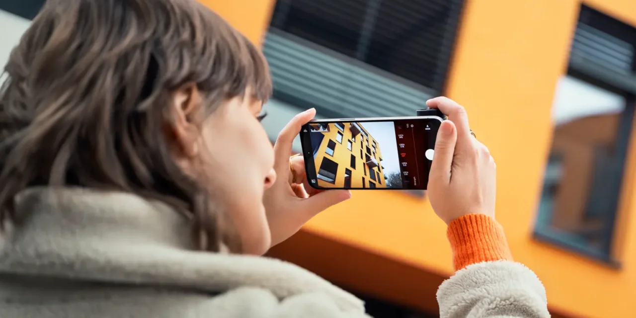 Leica Lux