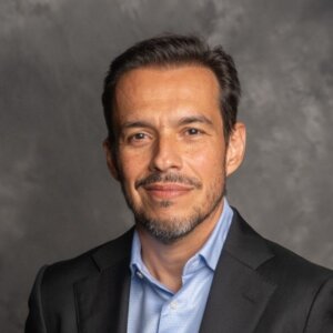 Antenas deixaram de ser commodity nas redes celulares, afirma Ericsson 1 antenas