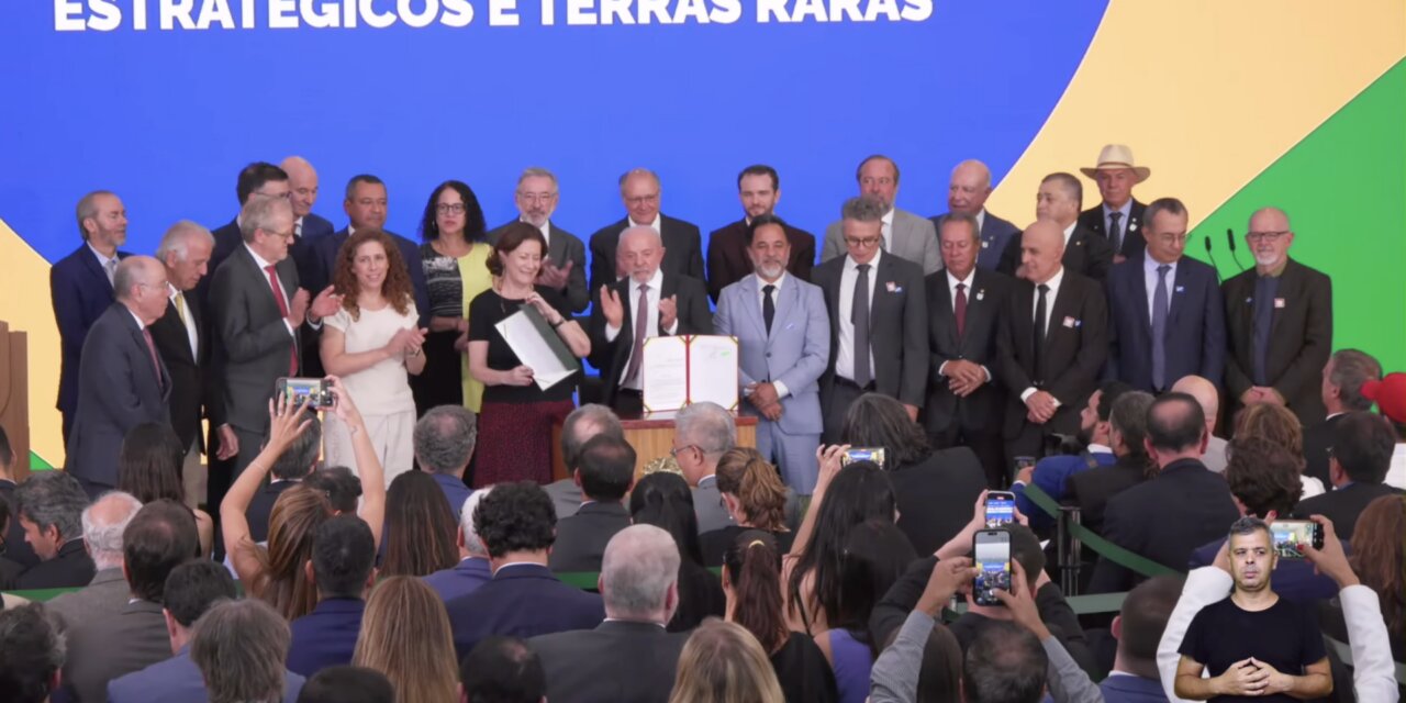 Presidente Lula sanciona marco de minerais críticos e terras raras
