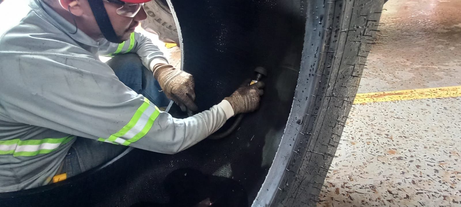 Pneus conectados: solução da Ecotruck reduz custo em transporte de cargas